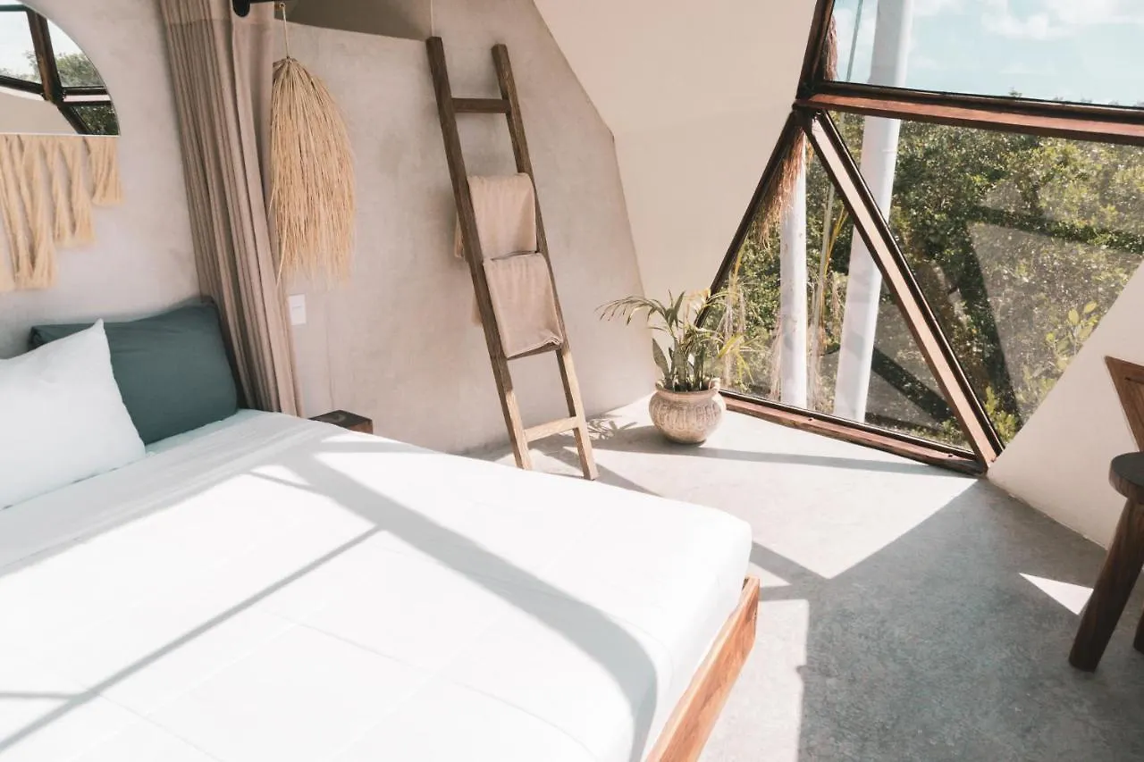 **** Hotel Mamasan Treehouses & Cabins Tulum Mexico