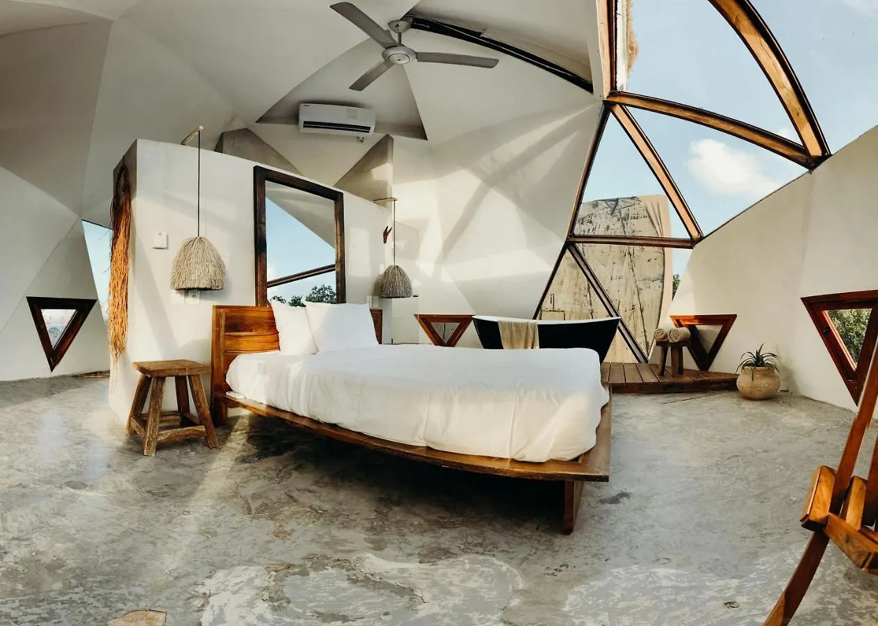 Mamasan Treehouses & Cabins 툴룸 4*,  멕시코