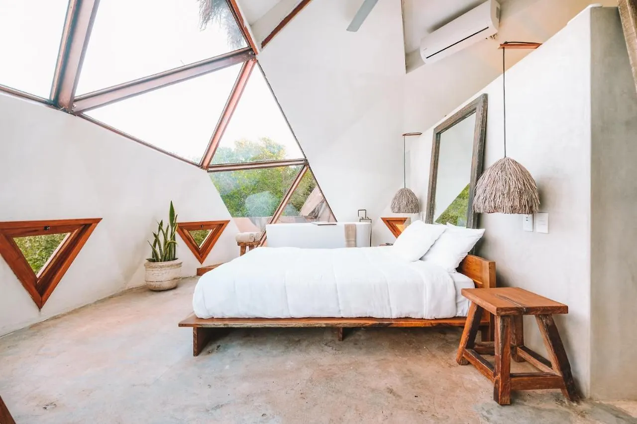 Mamasan Treehouses & Cabins Tulum Pueblo Mexico