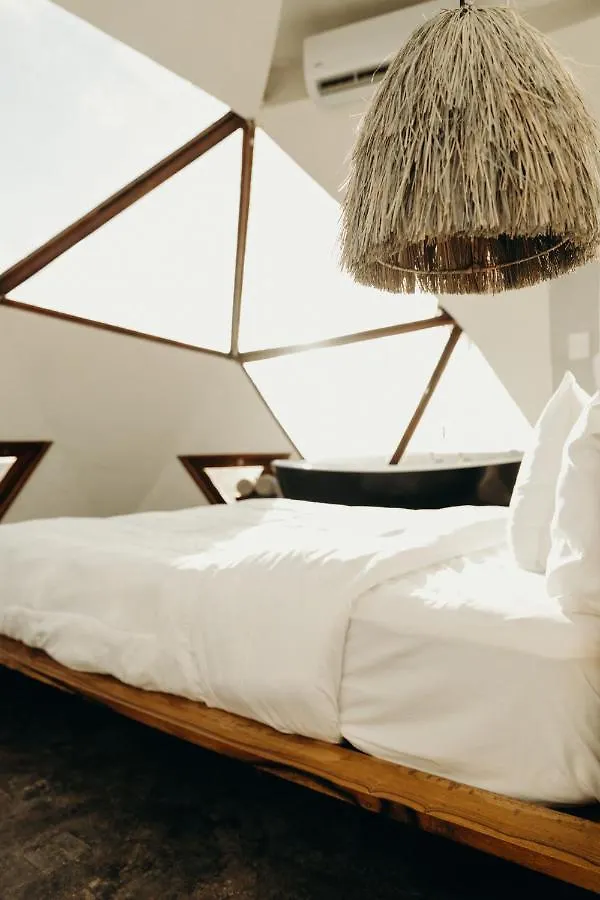 Mamasan Treehouses & Cabins Tulum Pueblo